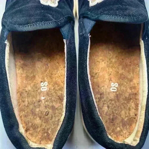 SOLUDOS Blue Velvet Velour Llama Embroidered Patch Slip On Shoes Women Size 6 - Picture 3 of 8